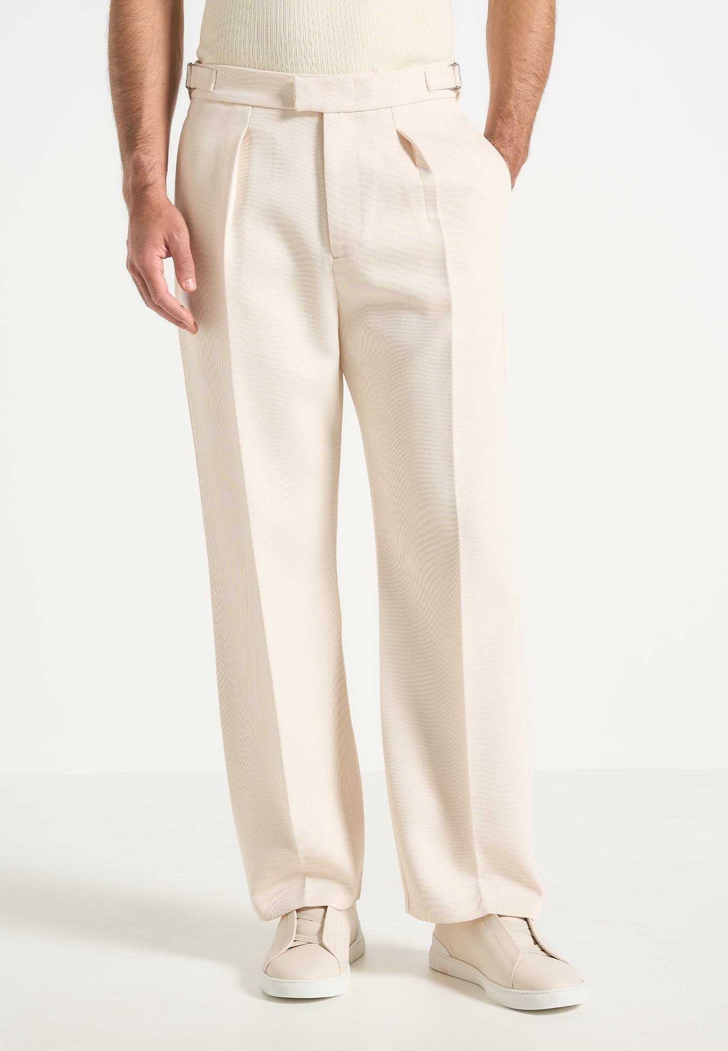 Men's Relaxed Fit Twill Pleated Tailored Trousers - Cream - W30
