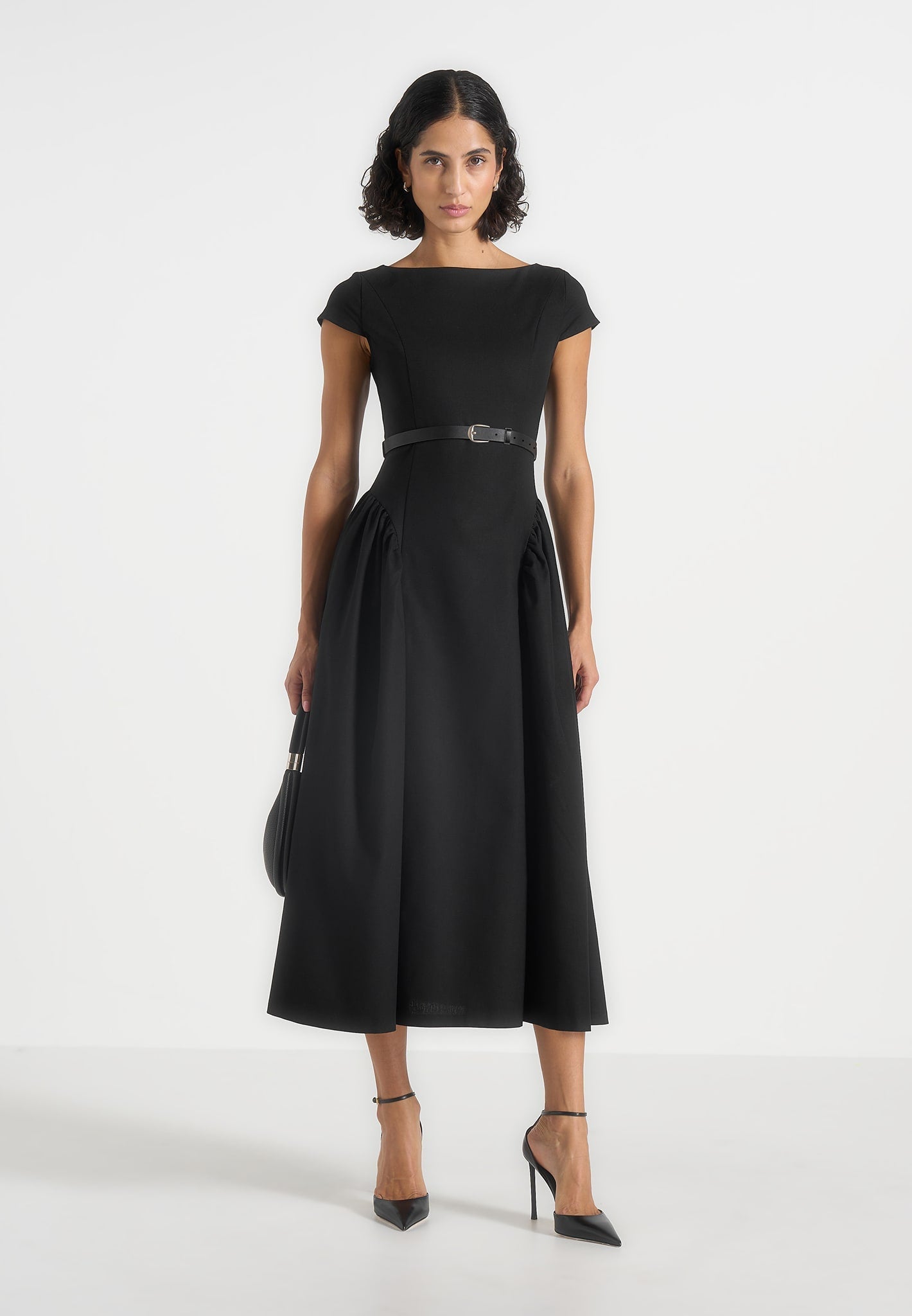 Women's Boat Neck Belted Pleated Midi Dress - Black - US 4 - Gaia