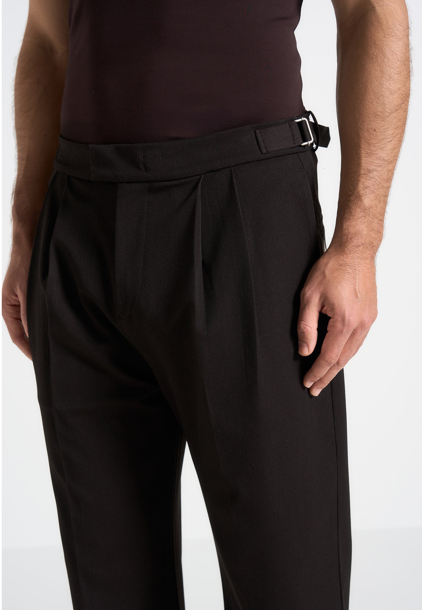 pierre-relaxed-fit-textured-pleated-tailored-trousers-dark-brown 
