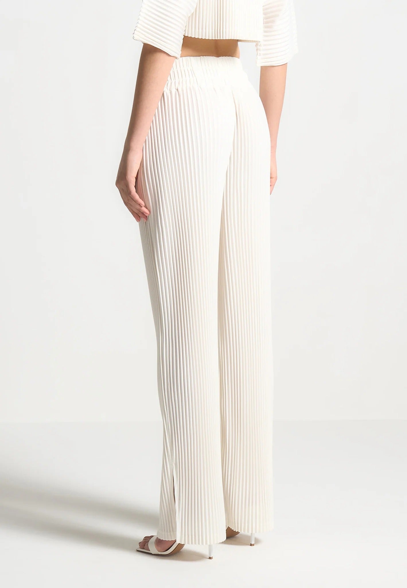 L⁠ila - Pleated Pants - Off White