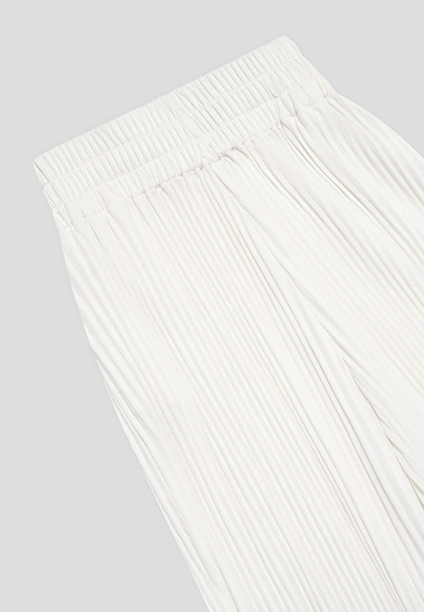 L⁠ila - Pleated Pants - Off White