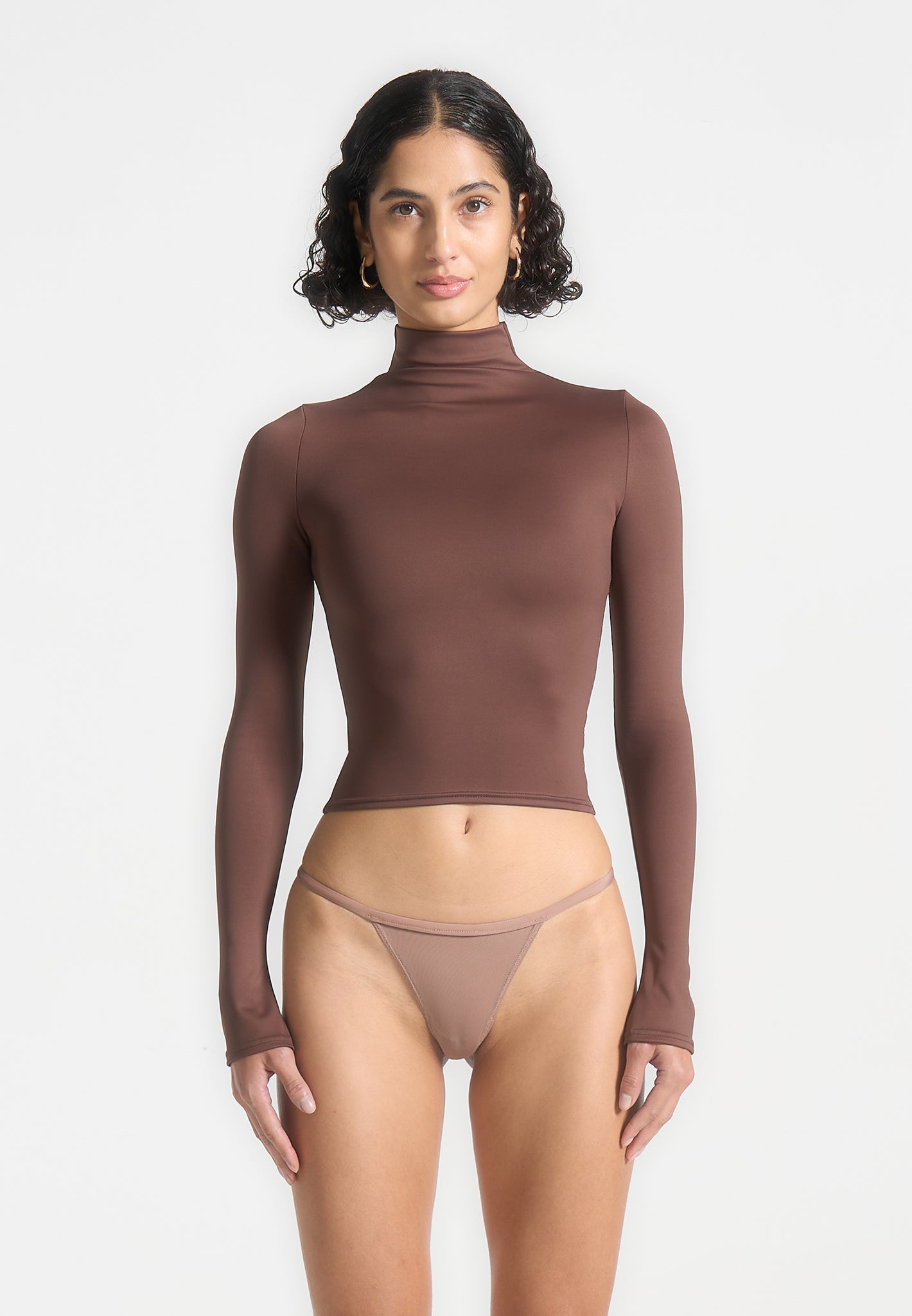 eternelle-mock-neck-long-sleeve-top-brown