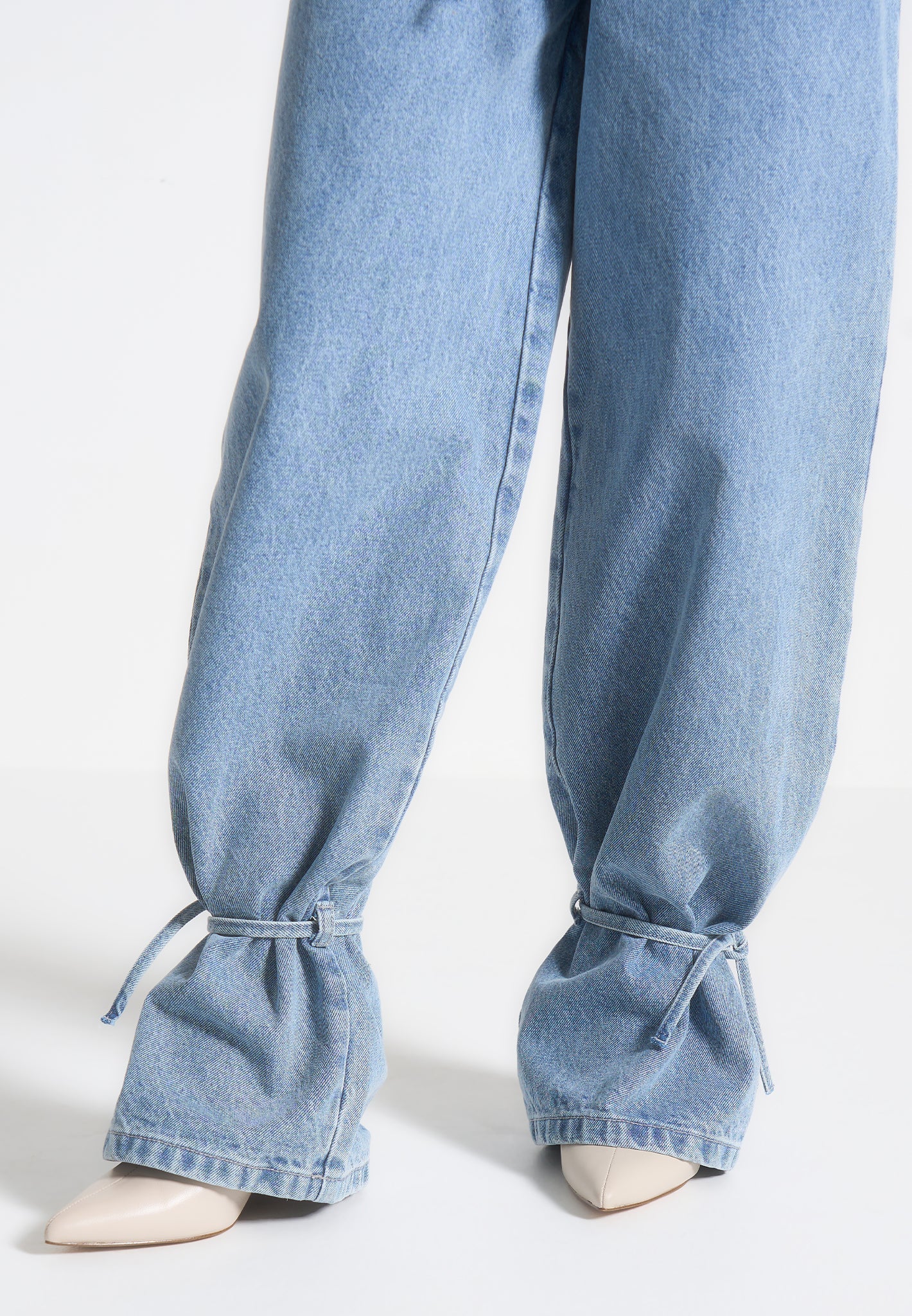 baggy-mid-rise-jeans-with-tie-waist-mid-blue