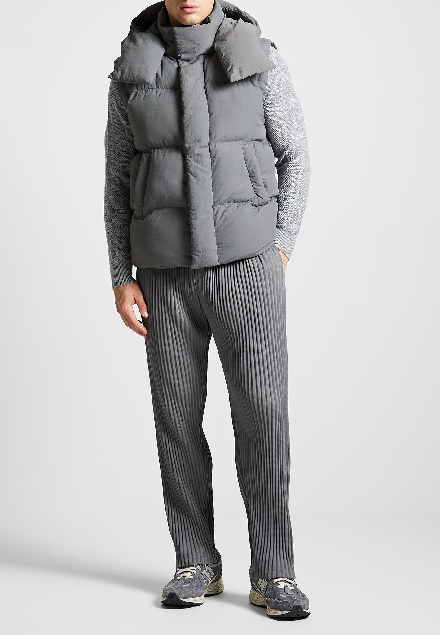 Louis Vuitton Short Pillow Puffer Wrap Coat, Beige, 42