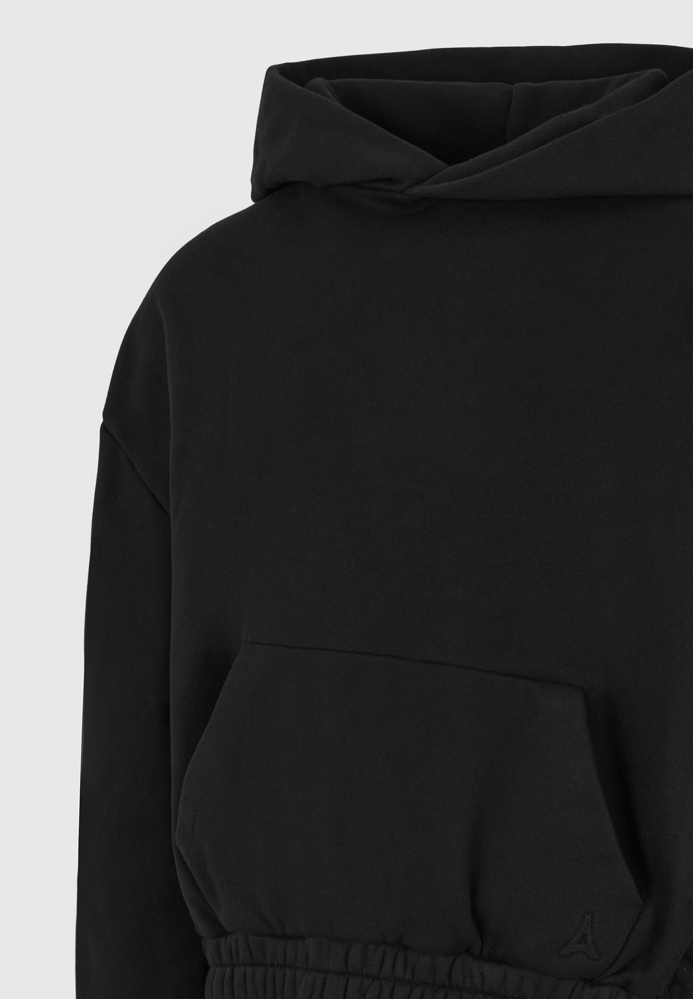 Gerard - Cropped Hoodie - Black | Manière De Voir USA
