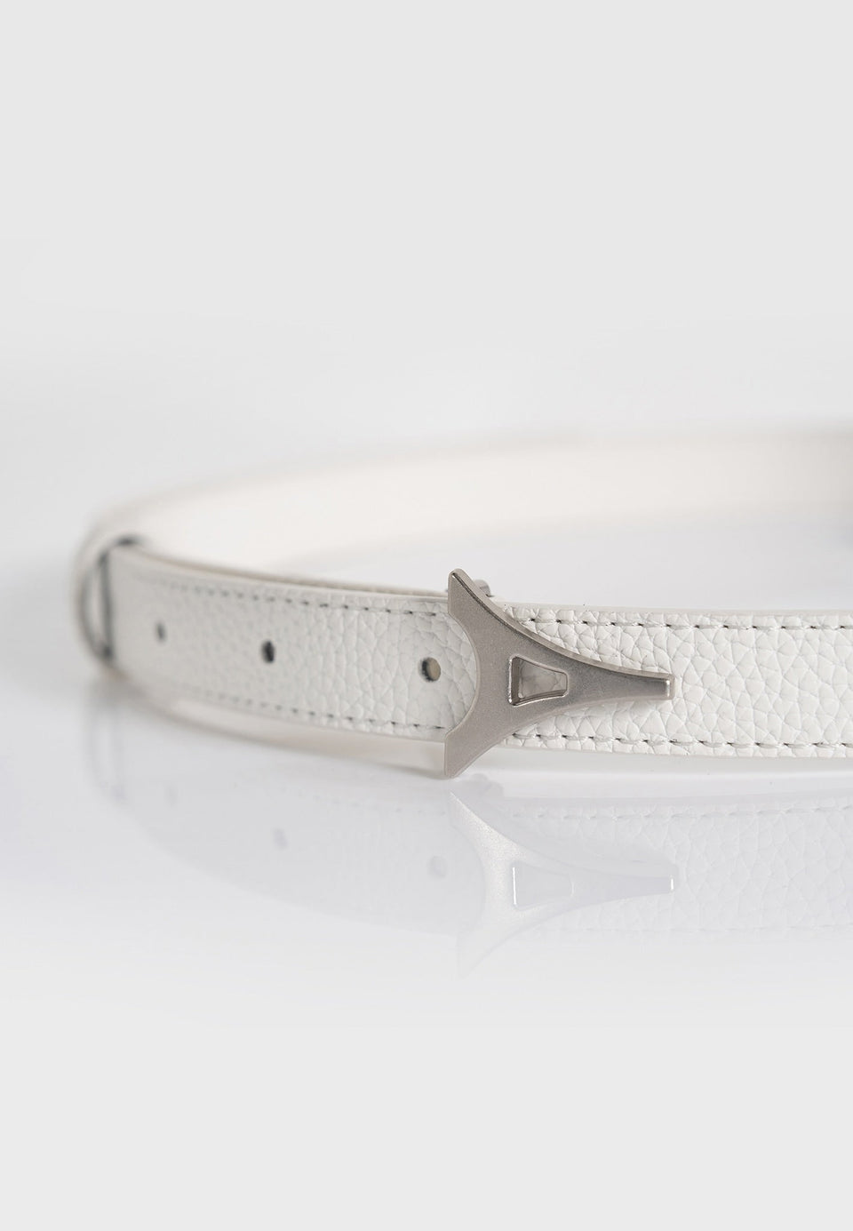 leonie-eiffel-slim-leather-belt-white