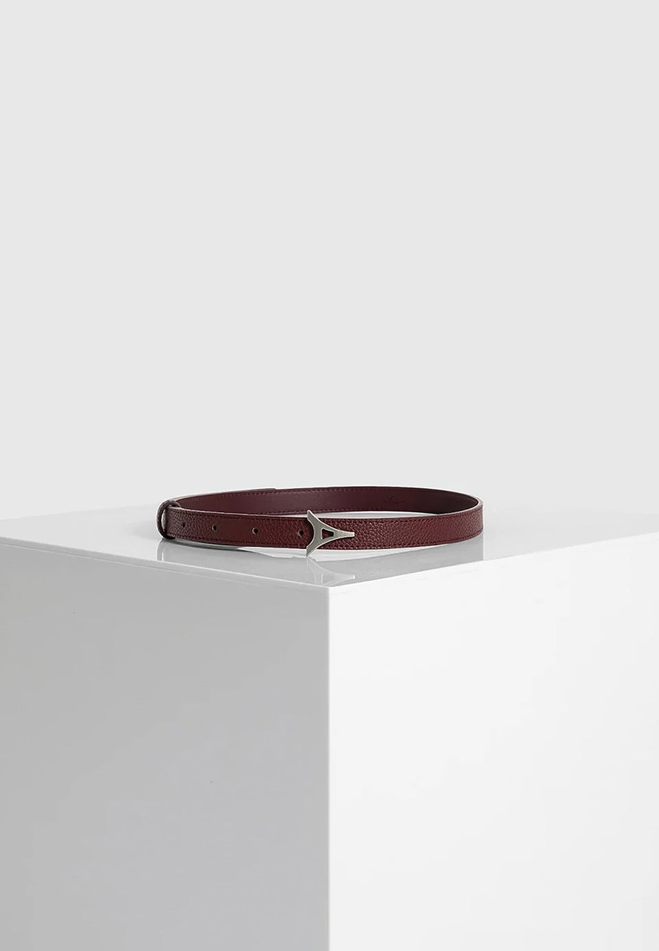leonie-eiffel-slim-leather-belt-red