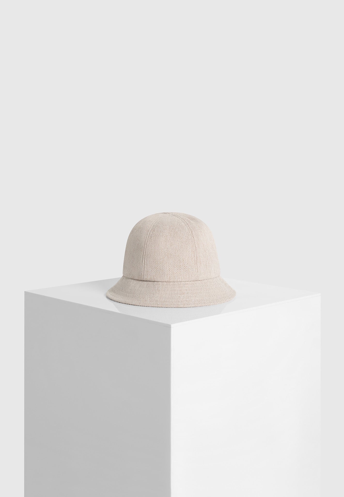 signature-bucket-hat-cream-1