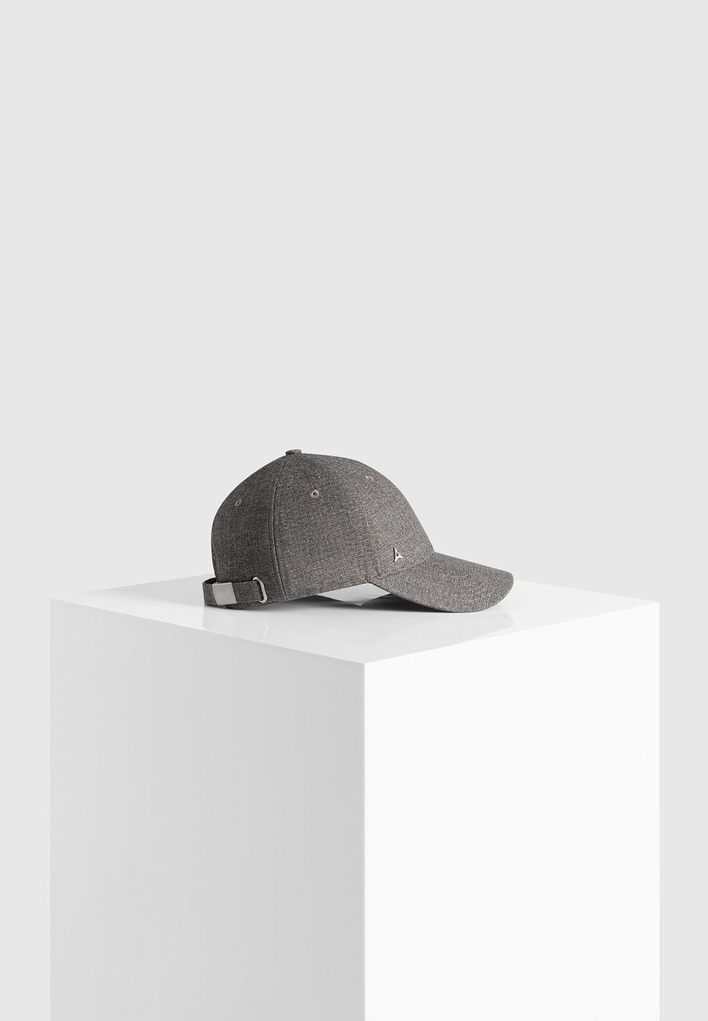 textured-cap-grey