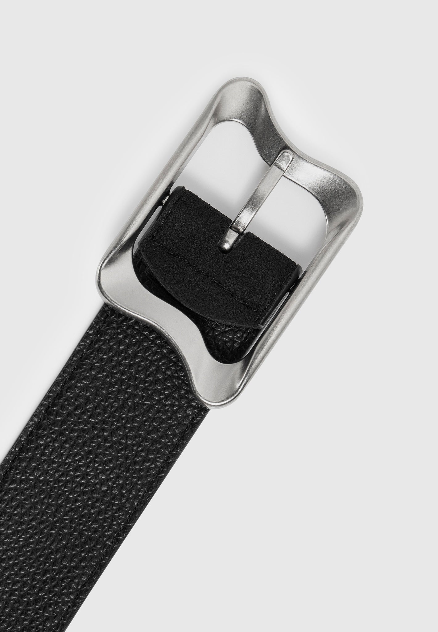 eleanor-suede-leather-statement-buckle-belt-black