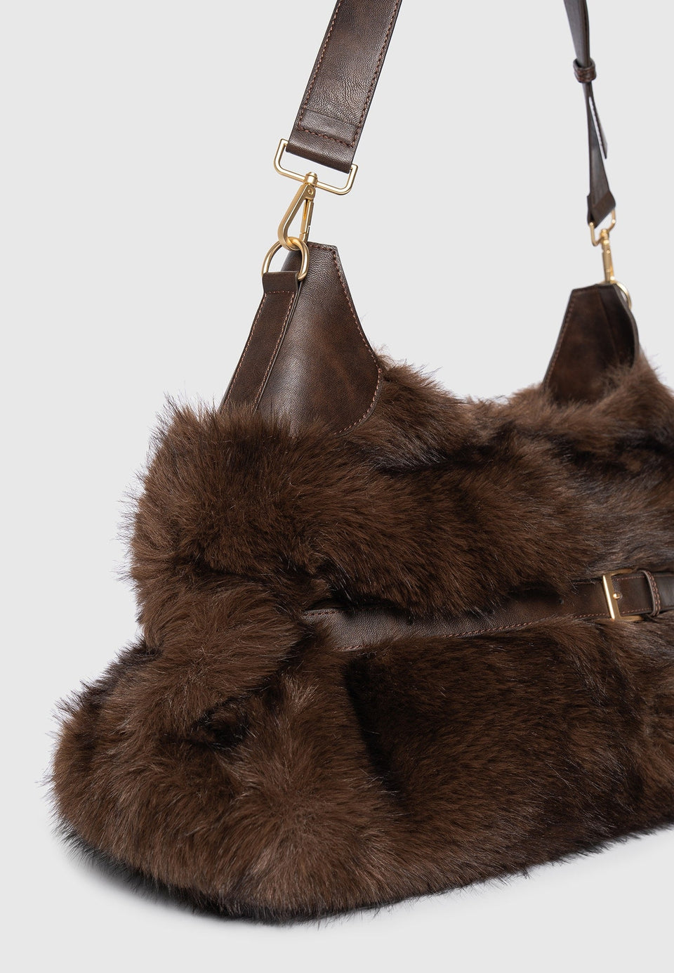 cali-fur-duffle-bag-brown