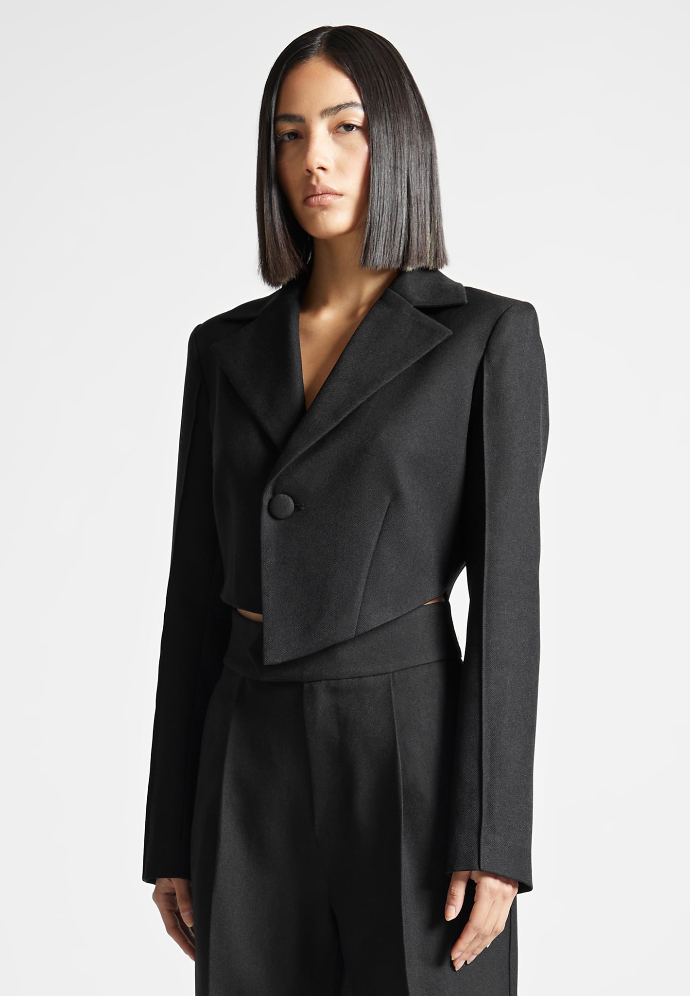 asymmetric-tailored-cropped-blazer-black