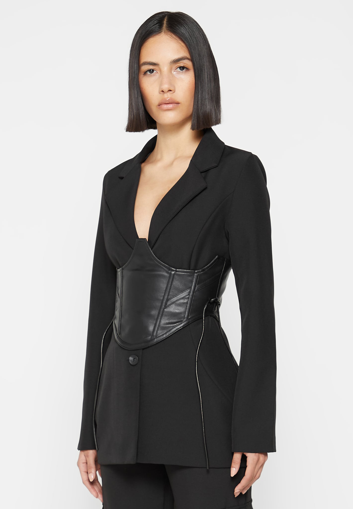Blazer with Vegan Leather Corset - Black  Leather corset, Corset belt  outfit, Woman suit fashion