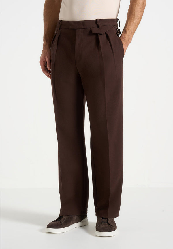 Pierre - Relaxed Fit Pleated Tailored Trousers - Brown