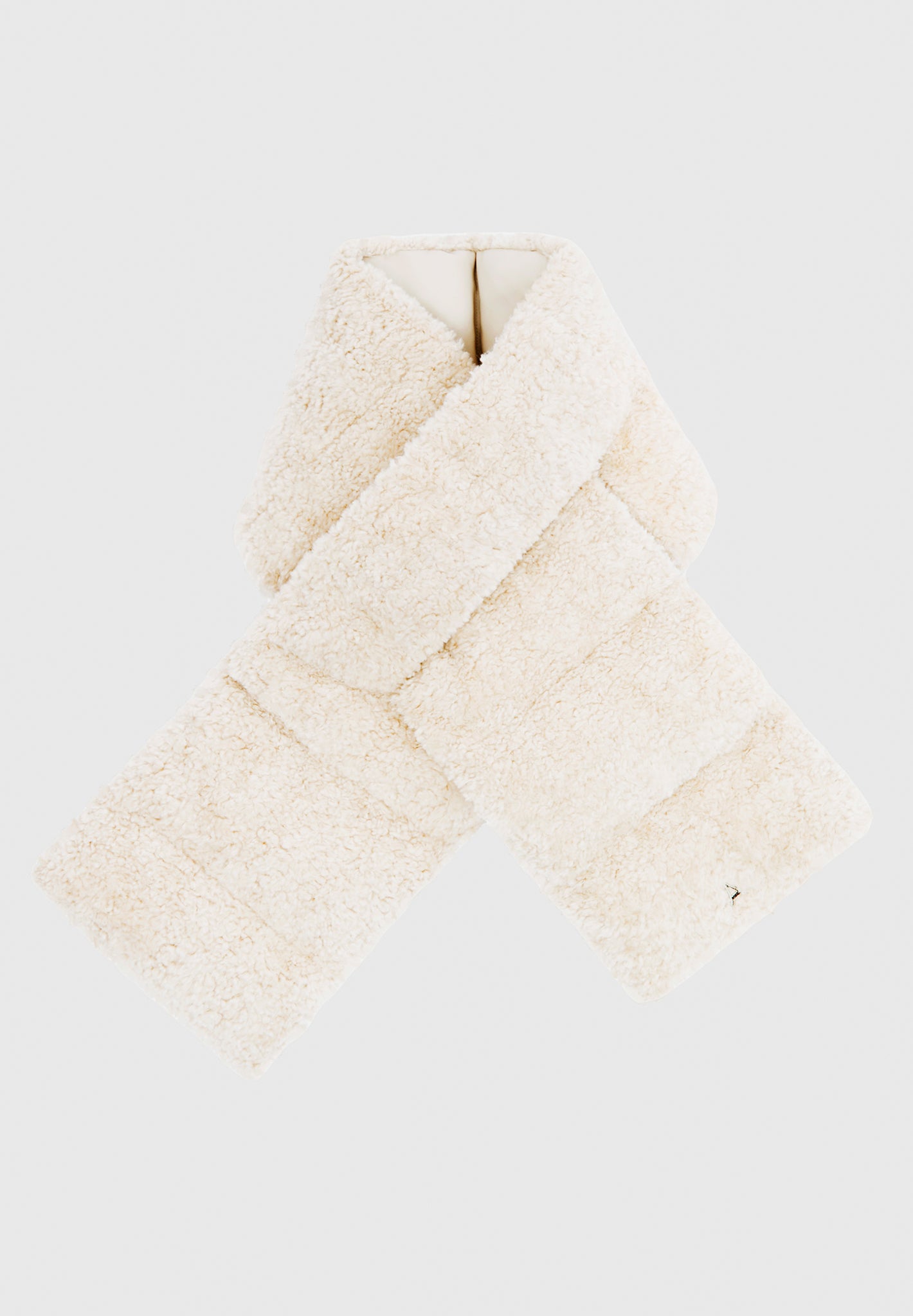 vegan-leather-and-plush-puffer-scarf-beige