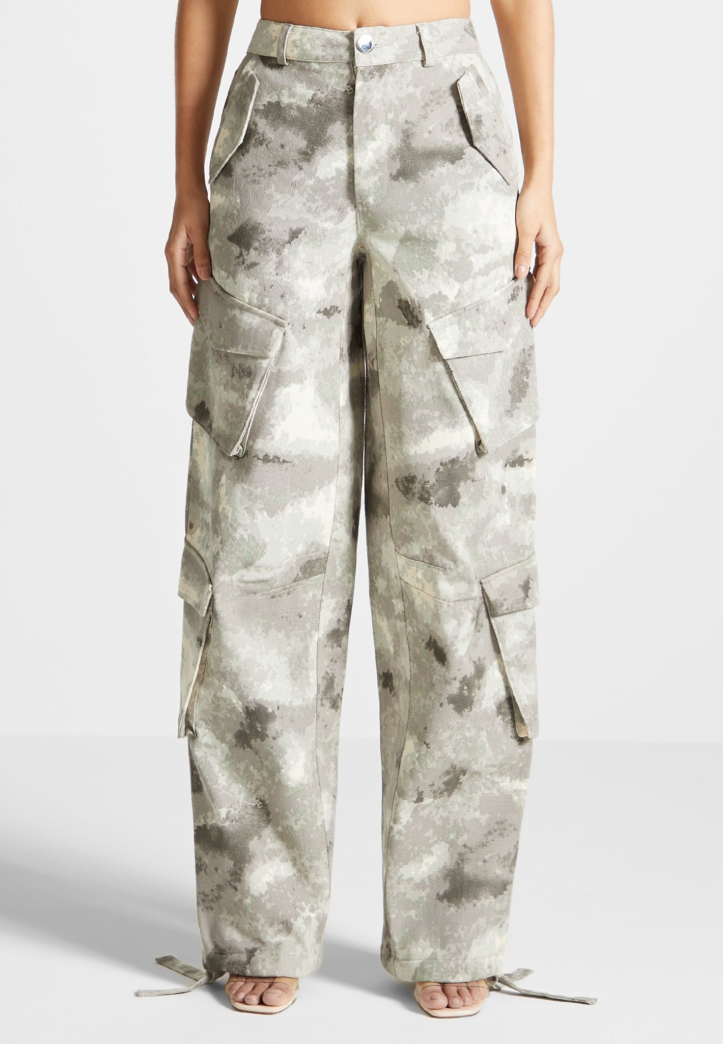 City Camo Cargo Pants ($53) ❤ liked on Polyvore featuring pants, grey, grey  cargo pants, camoflage pants, …