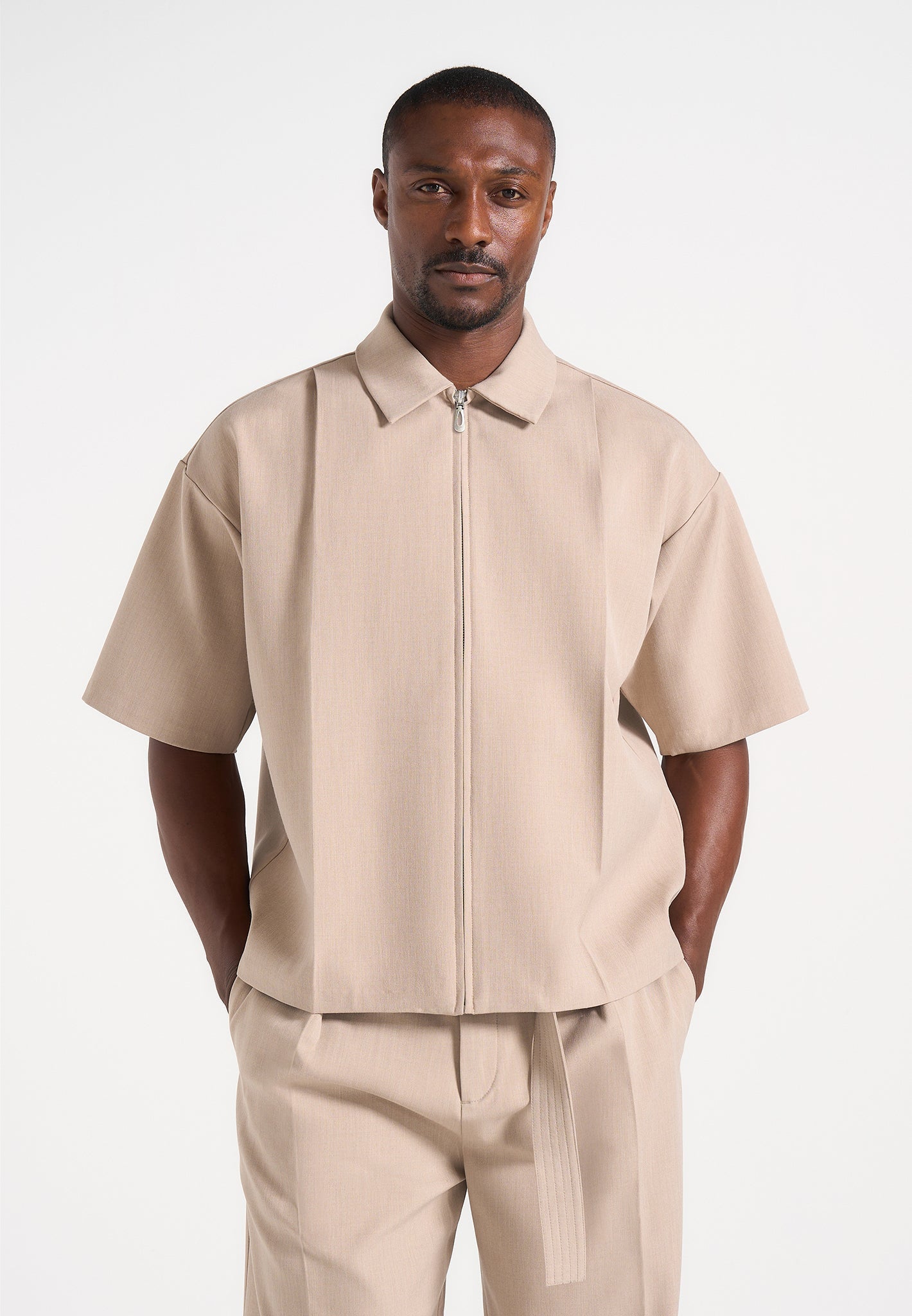 Aven - Boxy Shirt with Crease - Beige | Manière De Voir USA