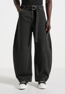 Xander - Barrel Leg Denim Jeans - Black