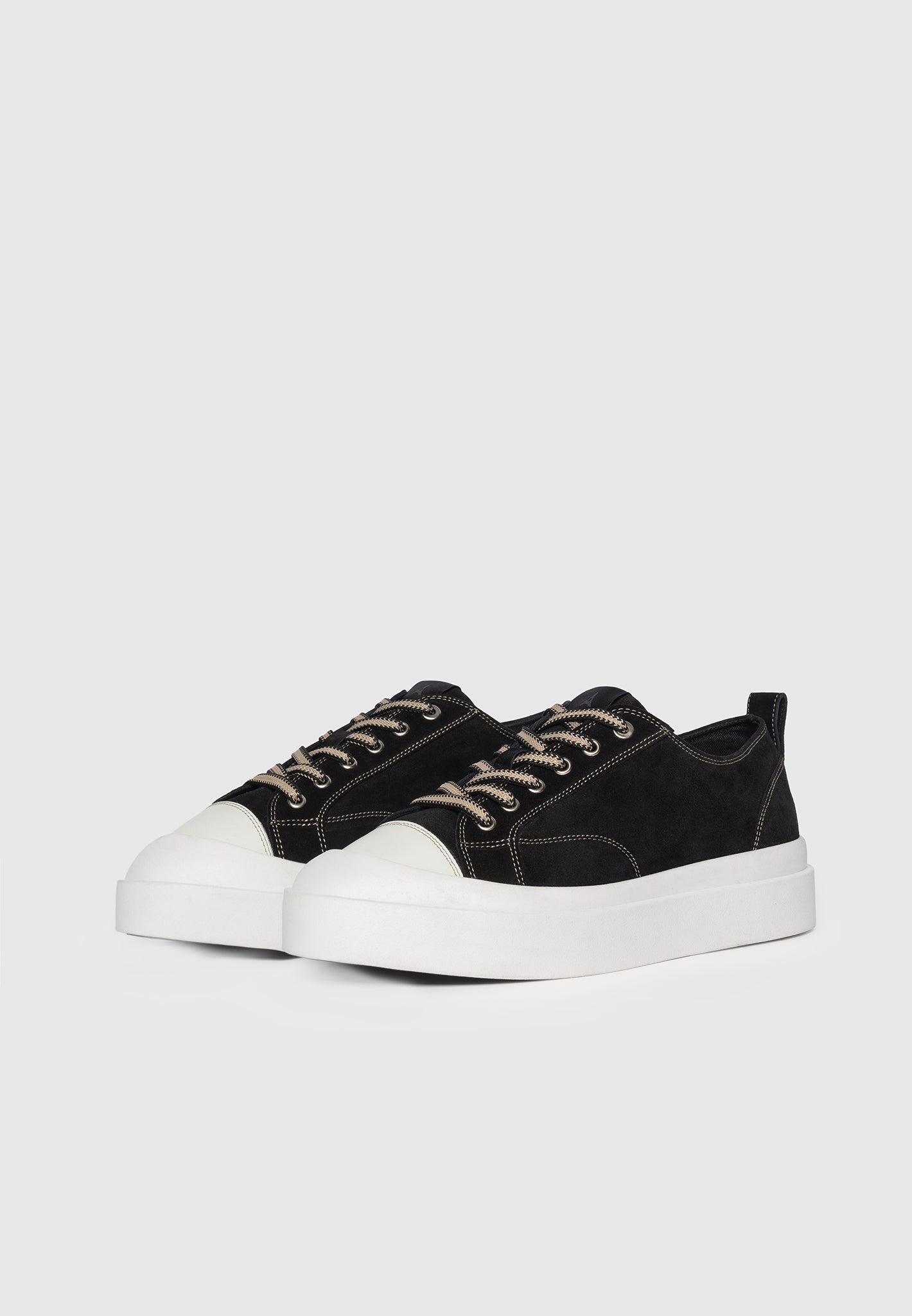 vienna-suede-contrast-stitch-sneaker-black