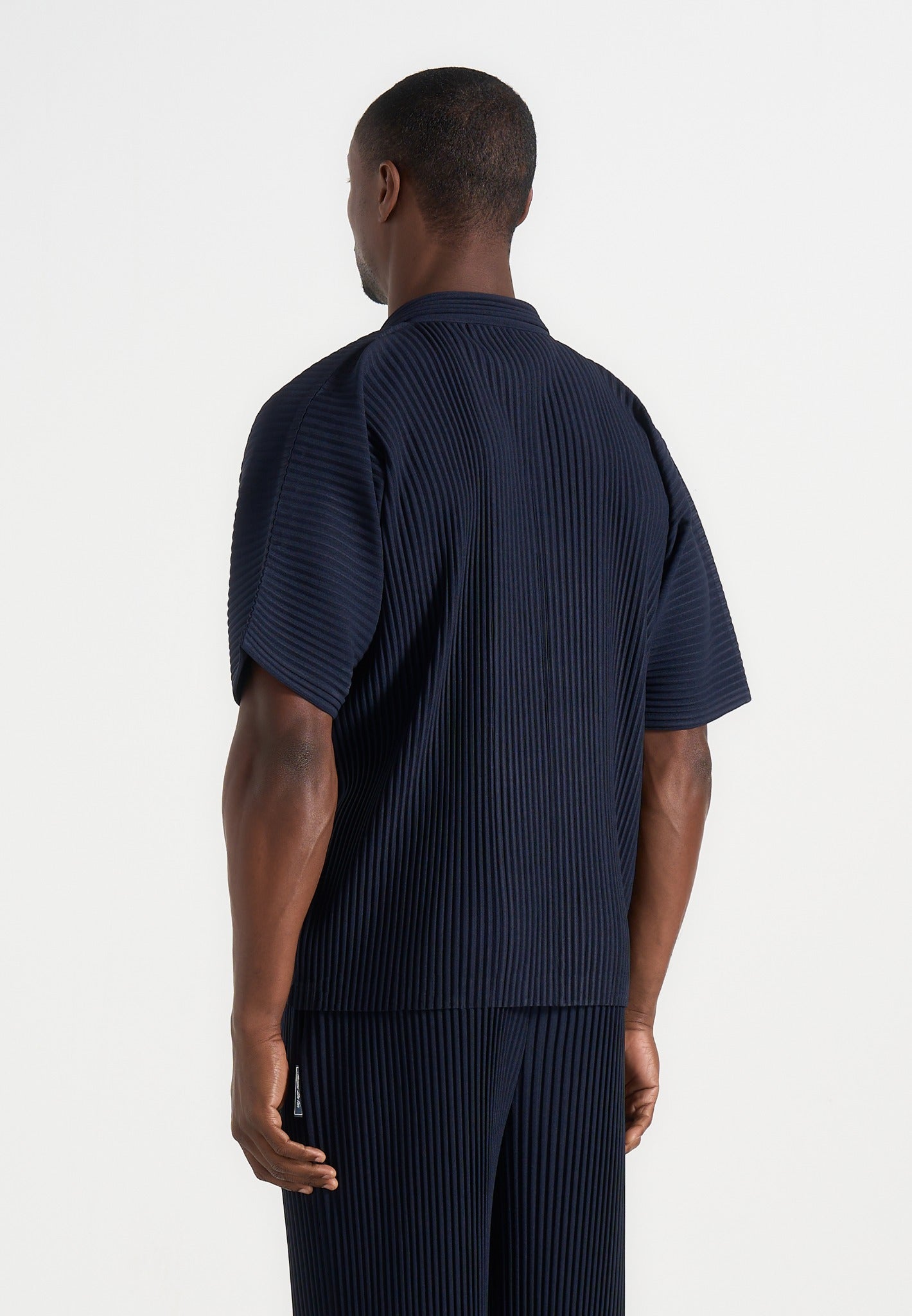 Justin - Pleated Boxy Shirt - Navy