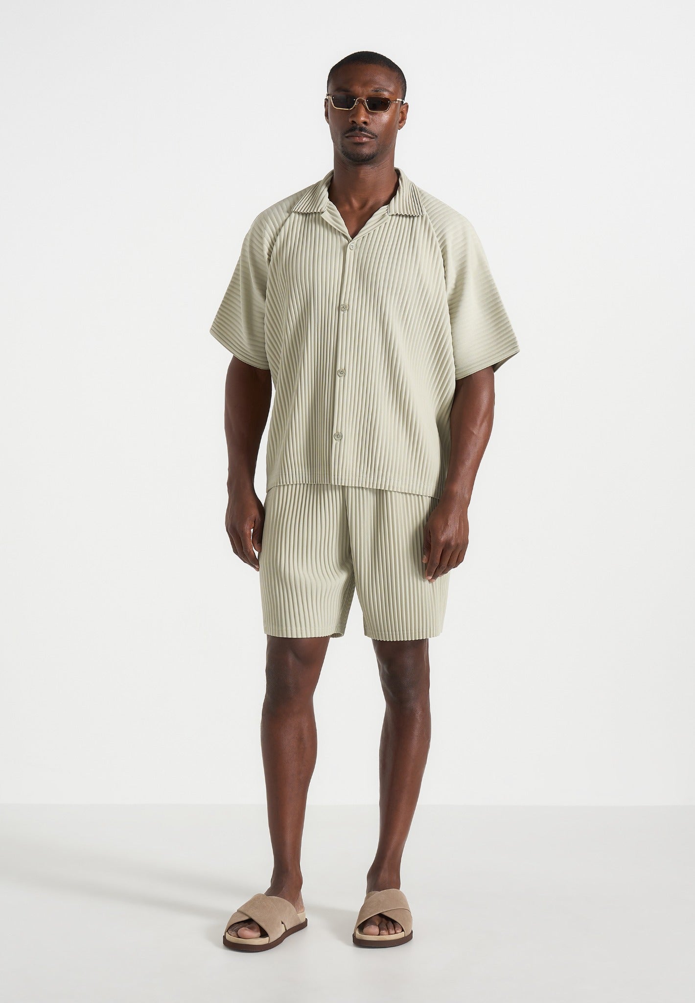 drew-pleated-shorts-sage