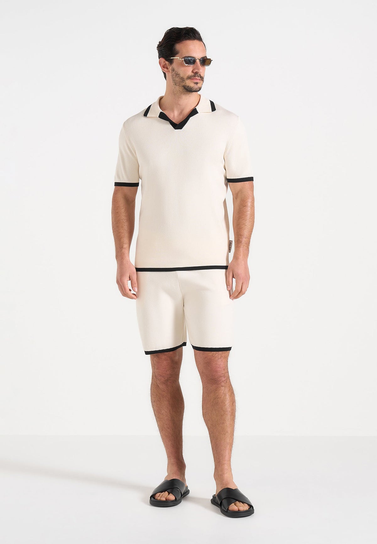 Regis - Contrast Detail Knit Shorts - Cream