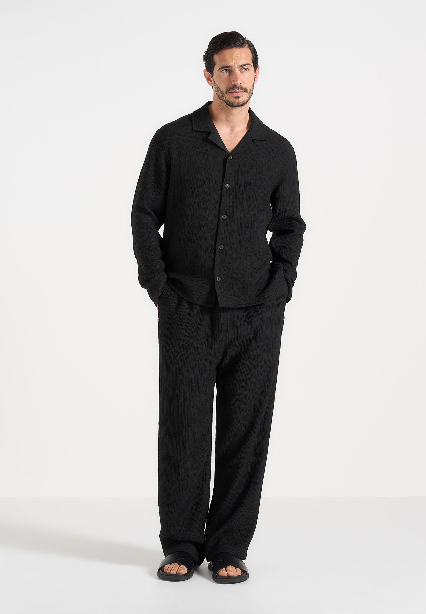 bailey-unisex-textured-long-sleeve-shirt-black