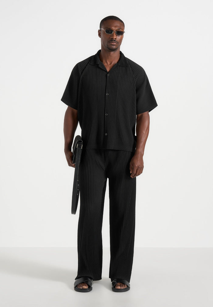 Justin - Pleated Boxy Shirt - Black