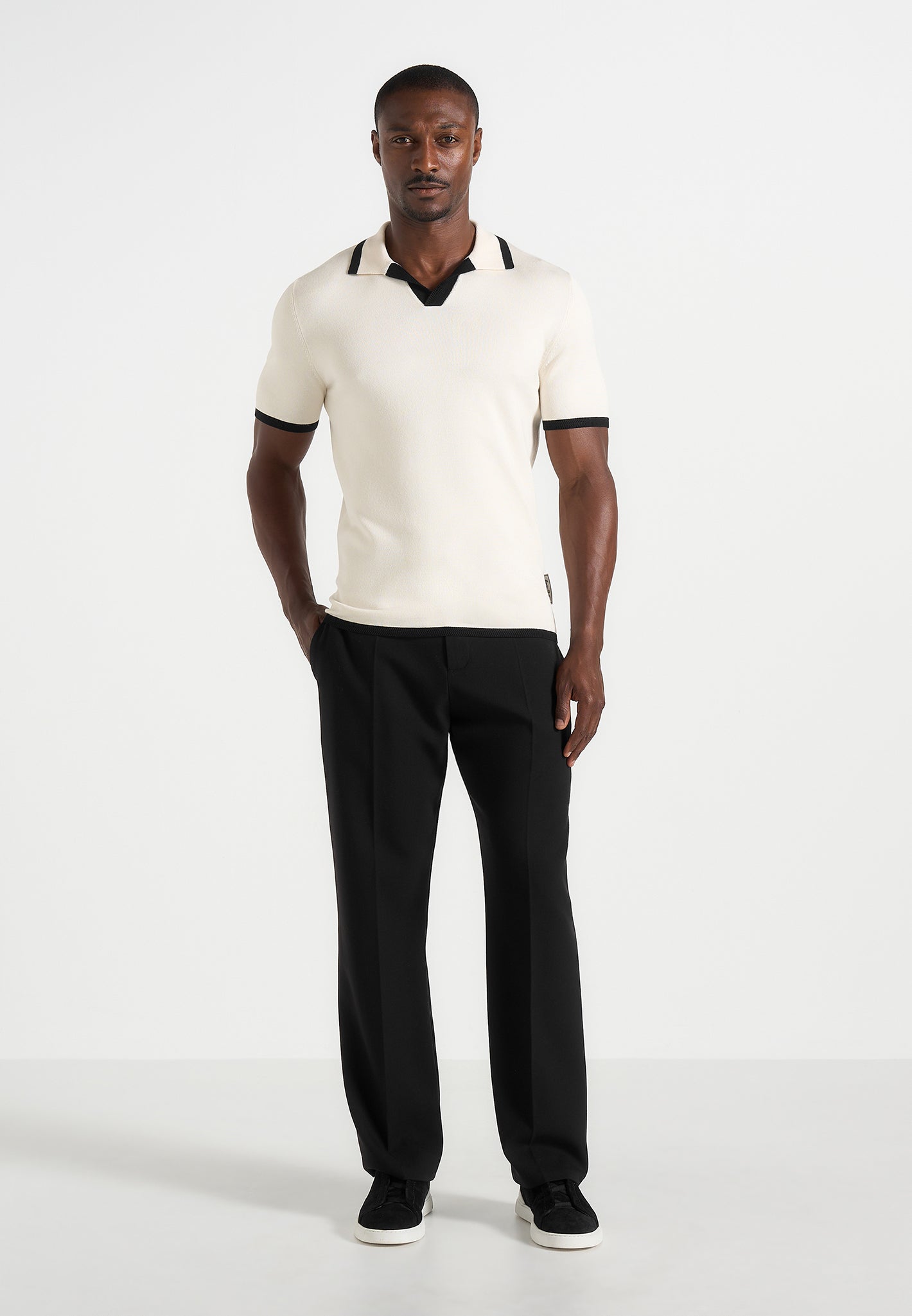 lambert-contrast-detail-knit-polo-shirt-cream