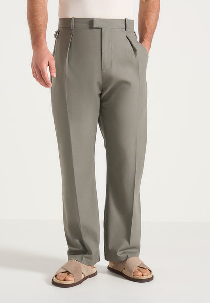 Dorian - Pleated Linen Pants - Khaki | Manière De Voir USA