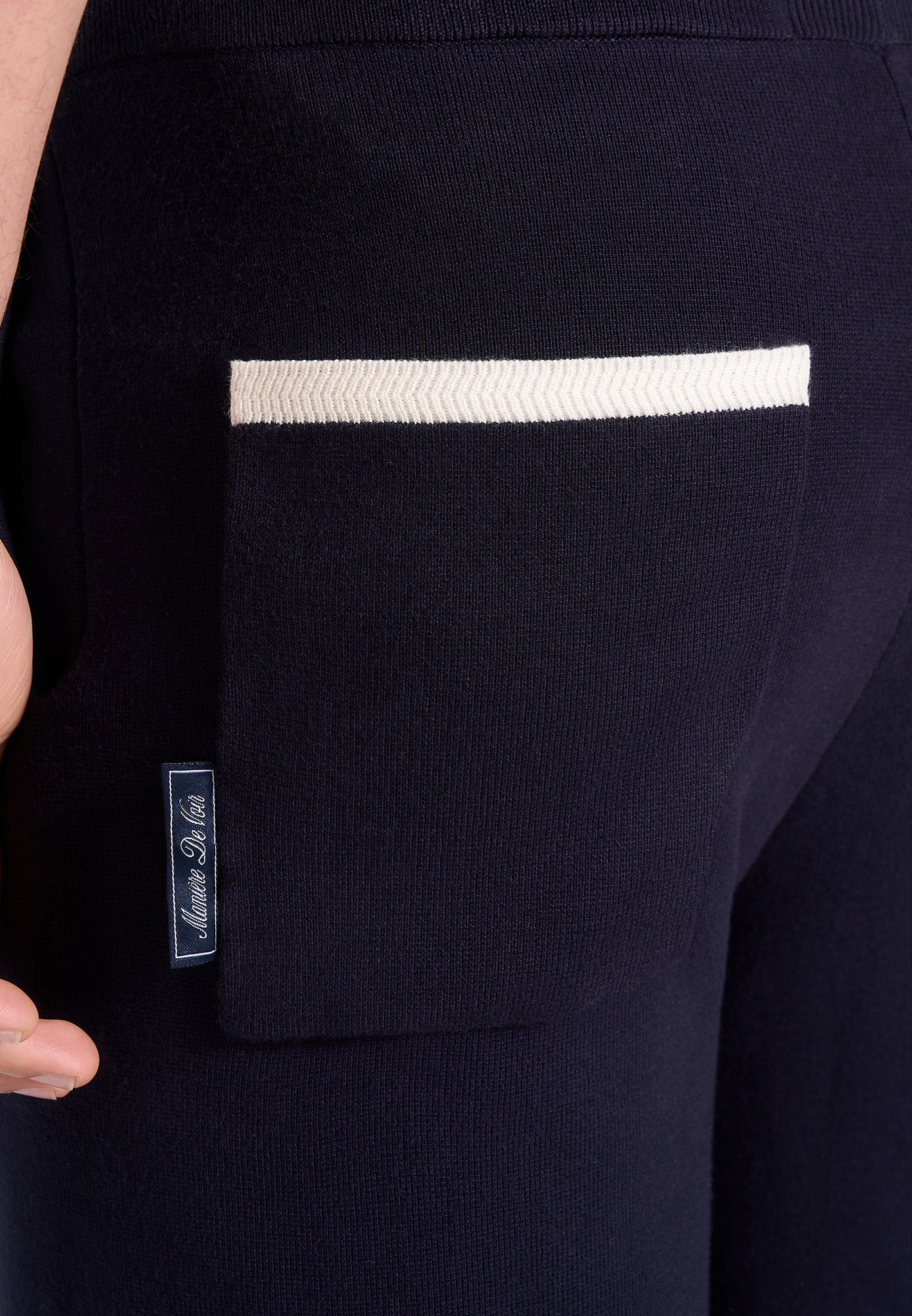 regis-contrast-detail-knit-shorts-navy