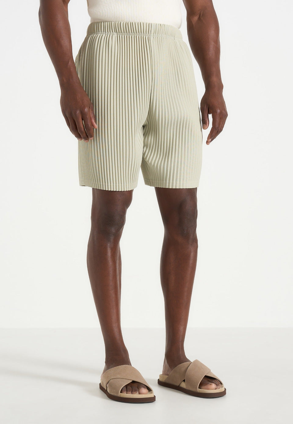 drew-pleated-shorts-sage