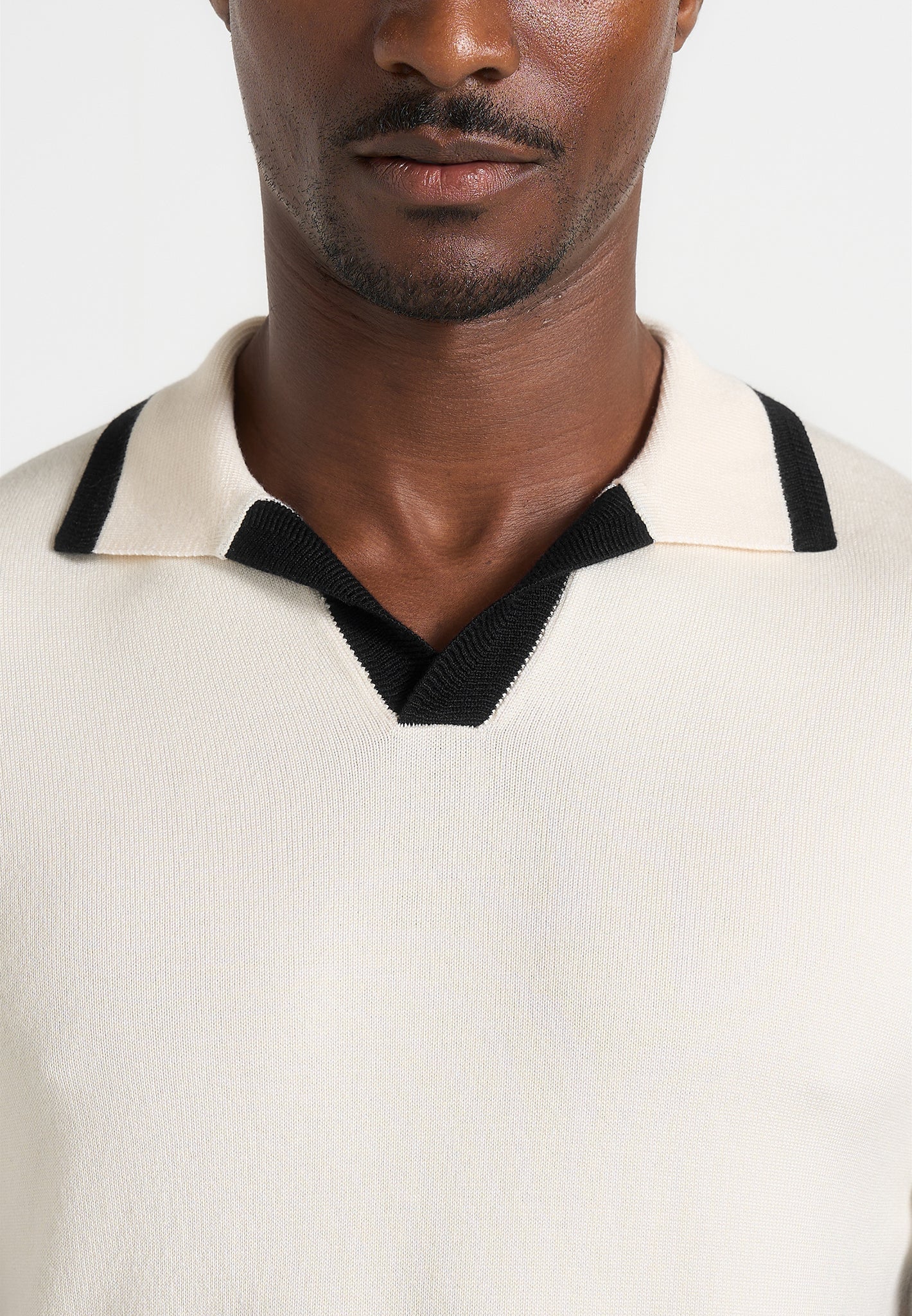 Lambert - Contrast Detail Knit Polo Shirt - Cream