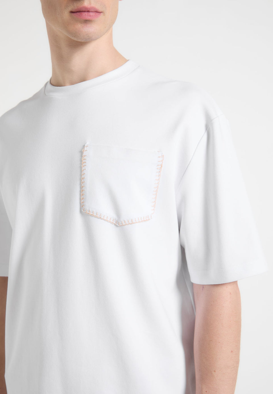 whipstitch-pocket-t-shirt-white