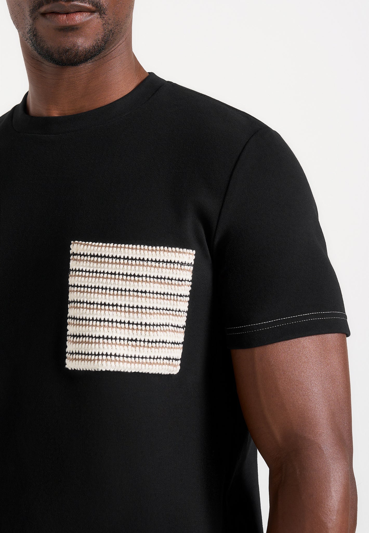 Joris - Whipstitch Pocket Detail T-Shirt - Black