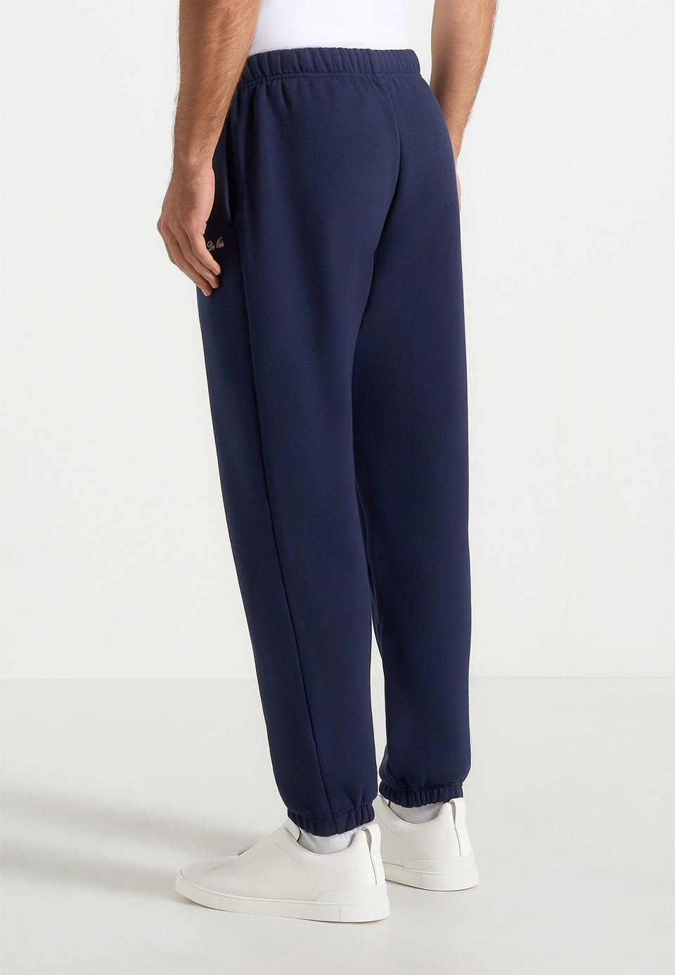 js005-signature-regular-fit-cuffed-joggers-navy