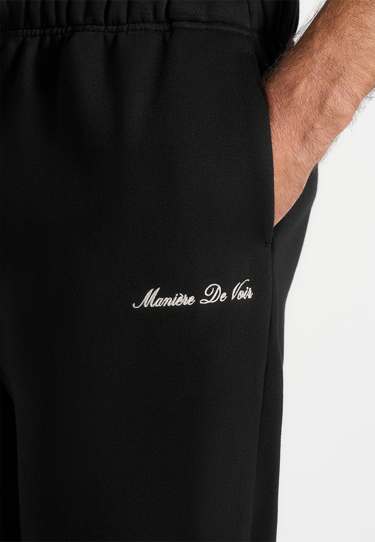 Alistair - Signature Regular Fit Cuffed Sweatpants - Black 