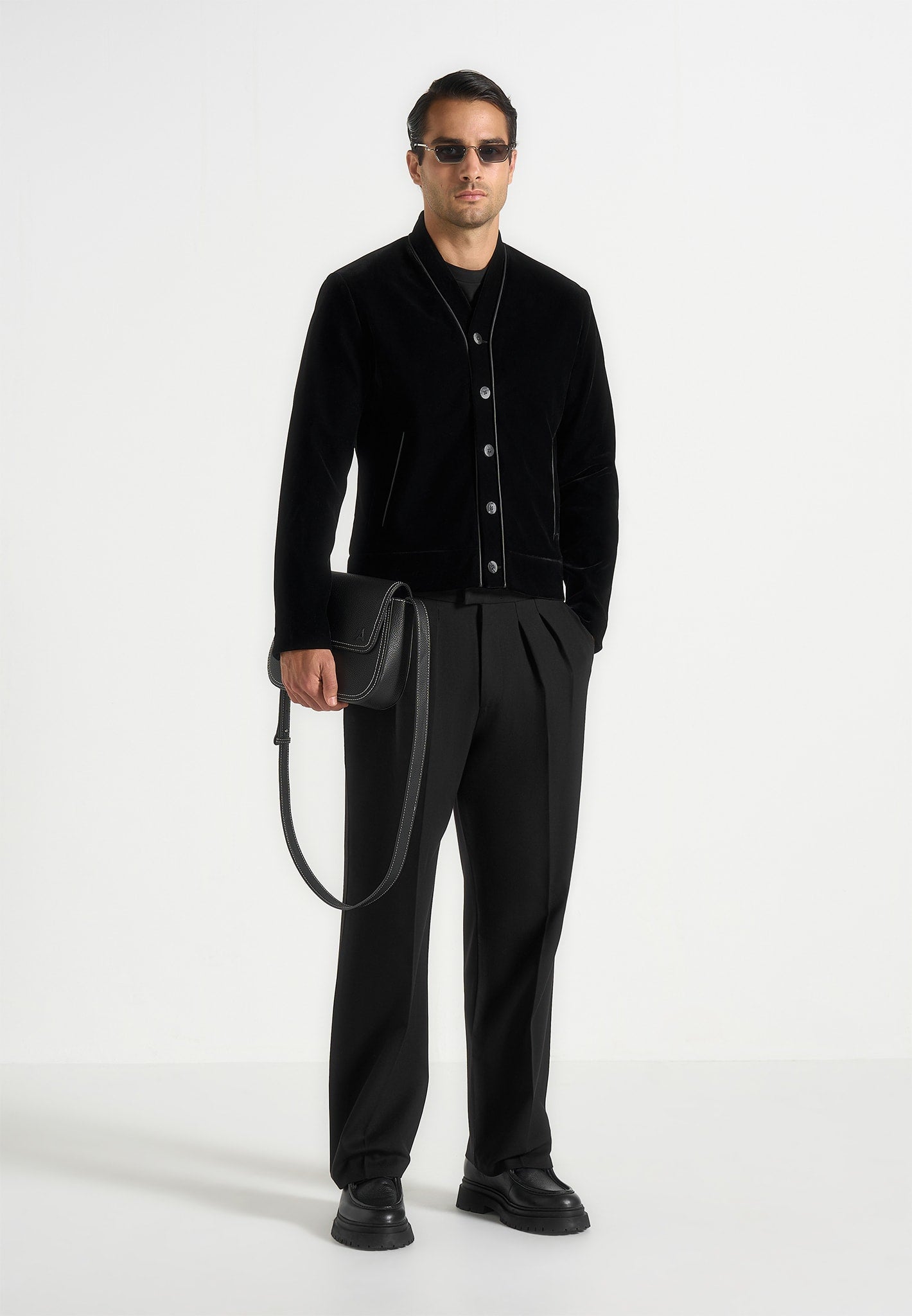 Nassim - Velvet Jacket With Contrast Piping - Black 
