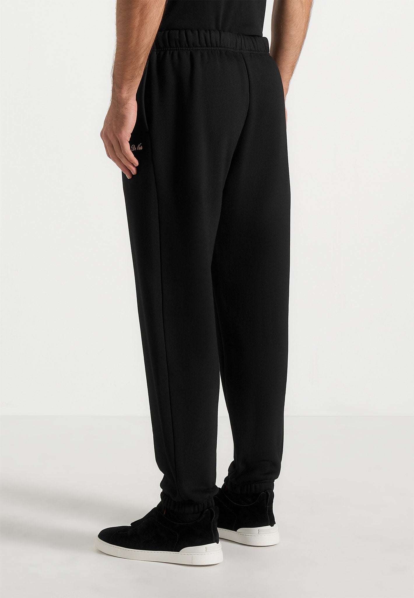 Alistair - Signature Regular Fit Cuffed Sweatpants - Black
