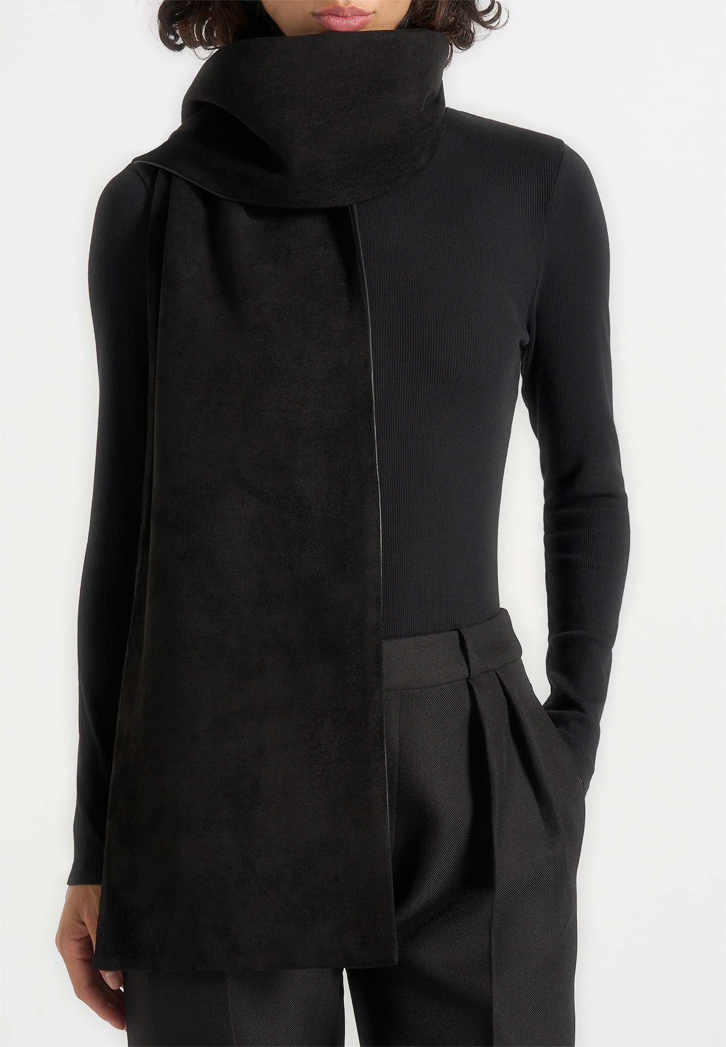 Melia - Reversible Leather & Suede Scarf - Black 
