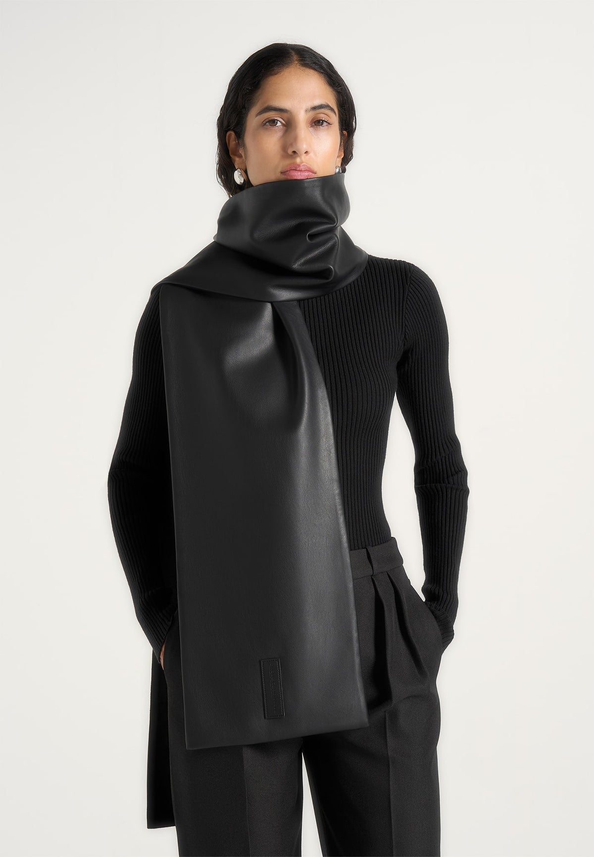 Melia - Reversible Vegan Leather & Suede Scarf - Black