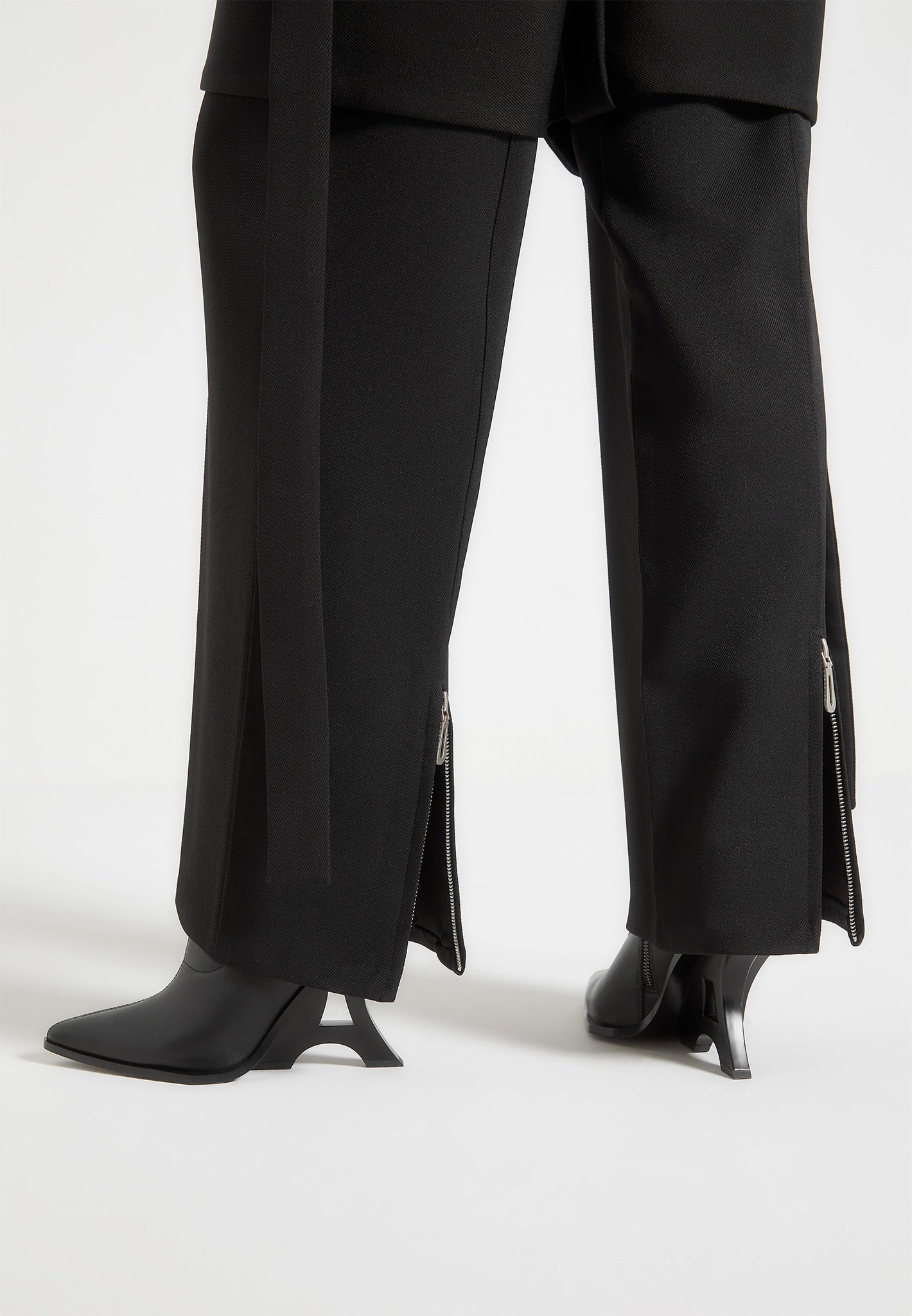 Women's Tailored Belted Strap Detail Pants - Black - US 4 - Isabelle