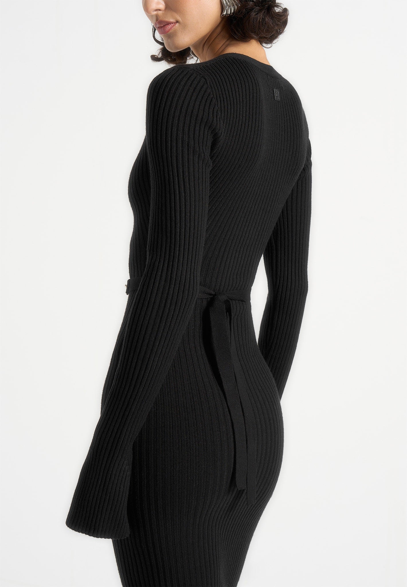 Women's Long Sleeve Knitted Maxi Dress With Belt - Black - L - Assia