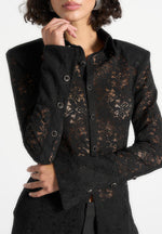 sila-wide-shoulder-lace-angled-shirt-black