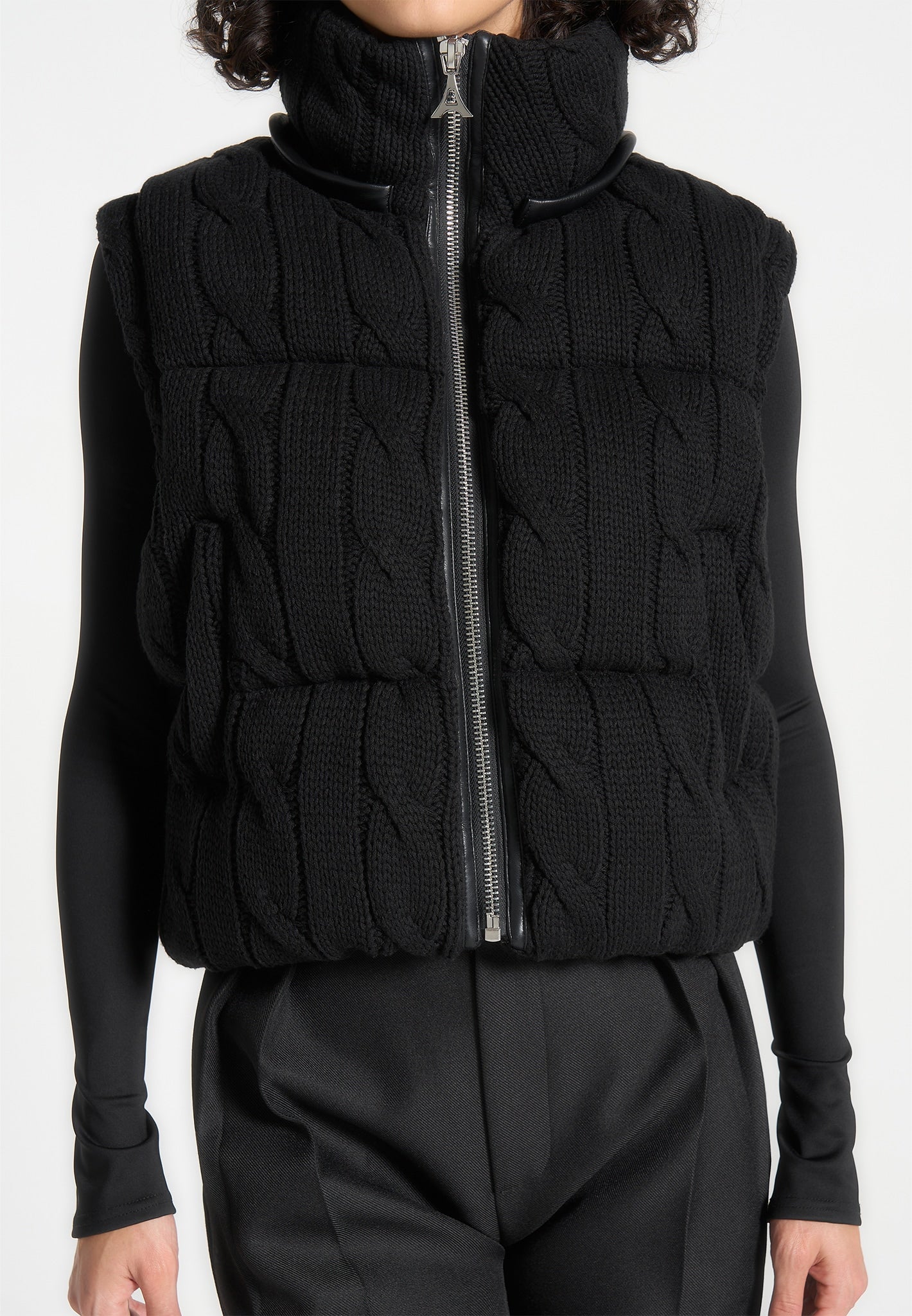 2-in-1-cable-knit-puffer-jacket-gilet-black