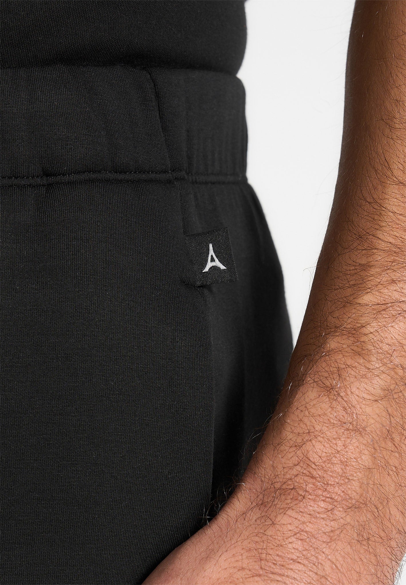 Dion - Neoprene Minimal Tapered Fit Cuffed Sweatpants - Black