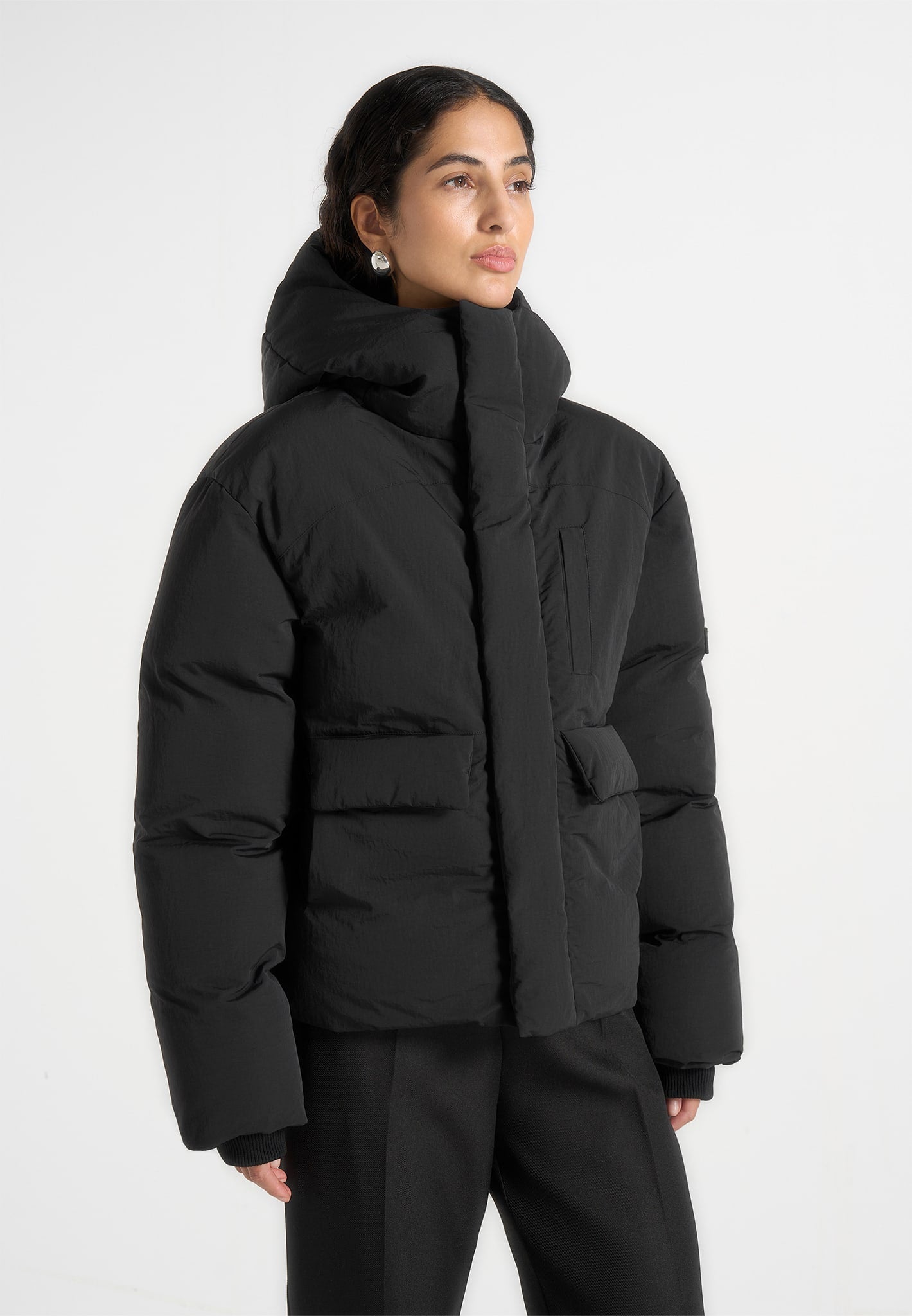 Casey - Unisex Minimal Raglan Puffer Jacket - Black 