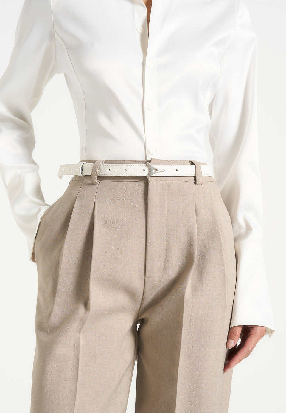 leonie-eiffel-slim-leather-belt-white