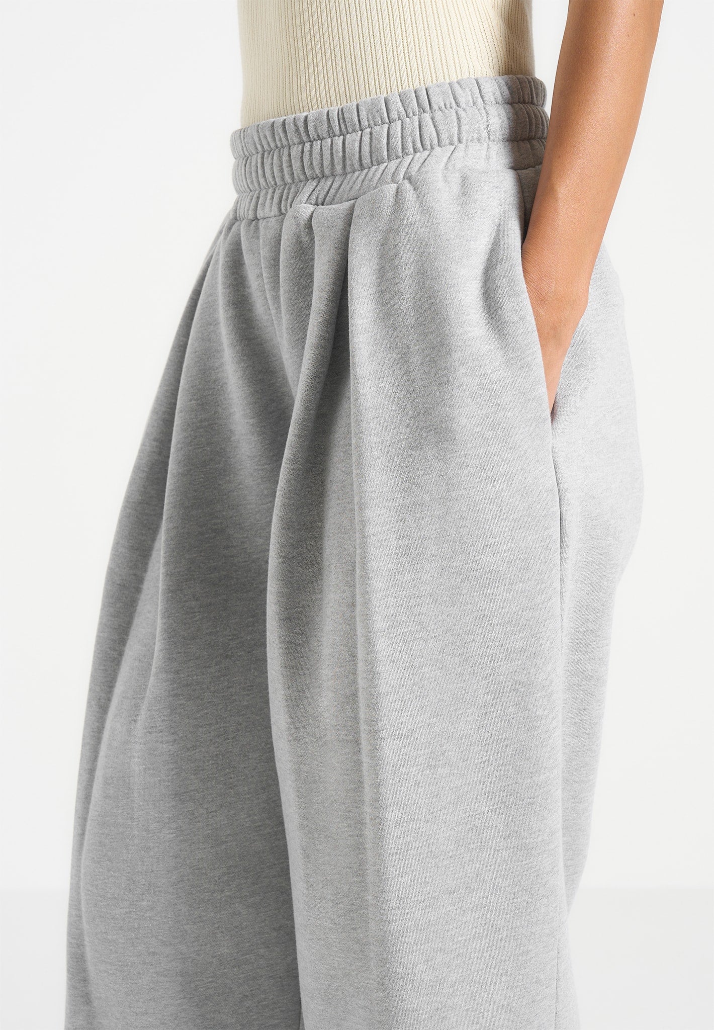 fanny-straight-leg-box-pleat-joggers-grey