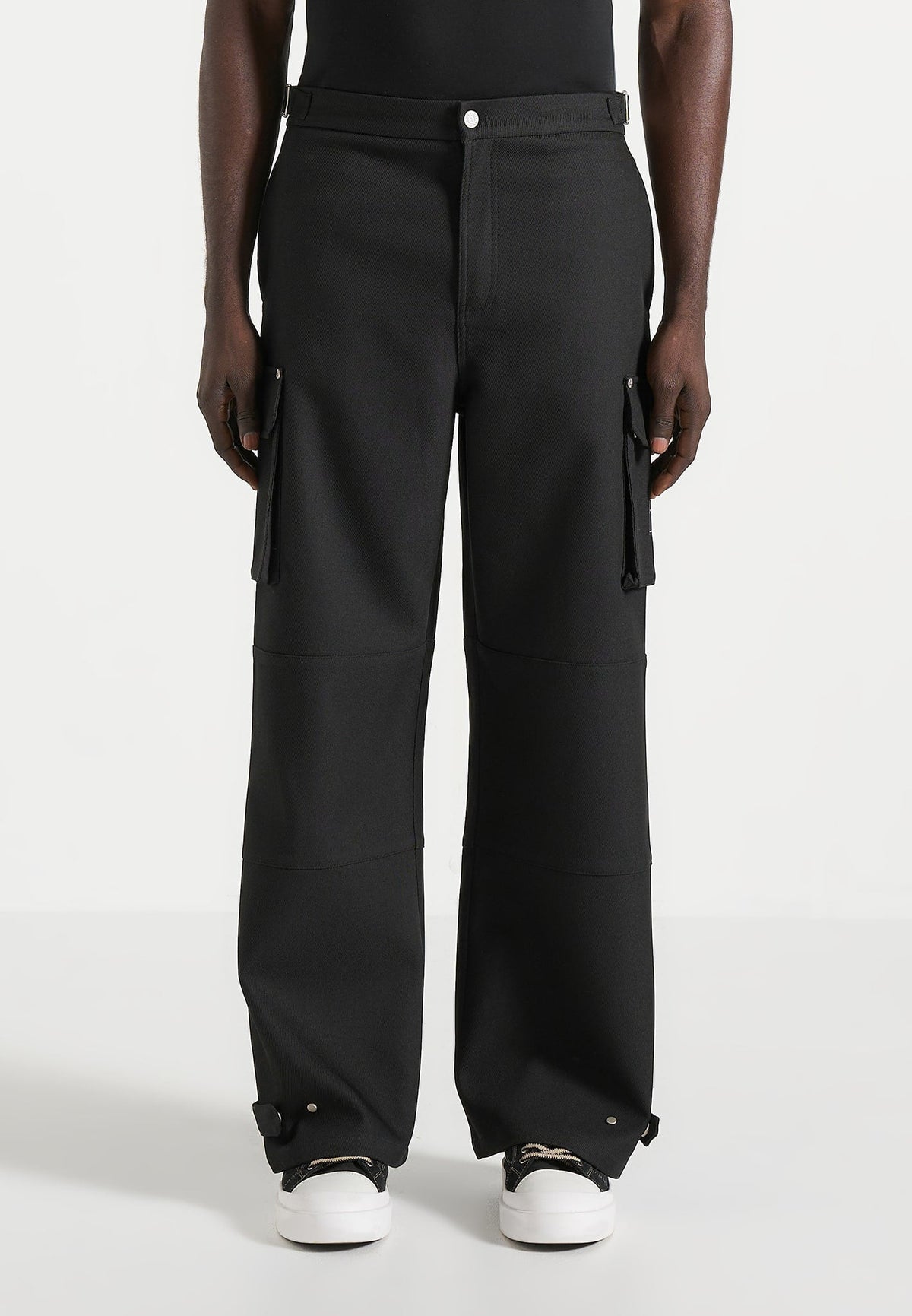 Mathis - Twill Signature Wide Leg Cargo Pants - Black